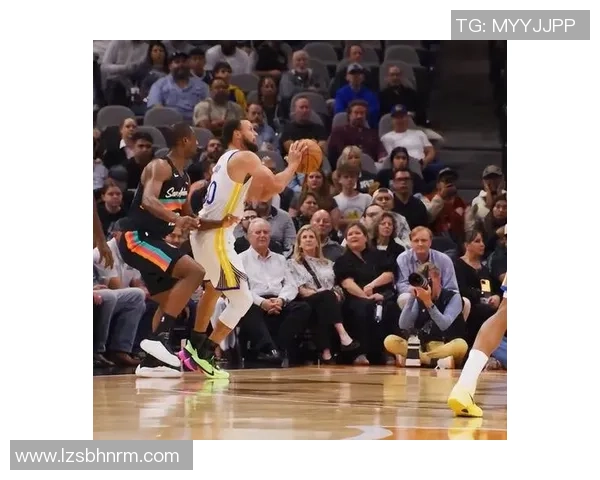 库里单节22分刷爆NBA纪录,文班31+15+10+8失误,勇士反转马刺