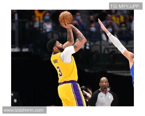 格拉斯纳：8天4场的路程组织十分不负责任，这联系球员健康